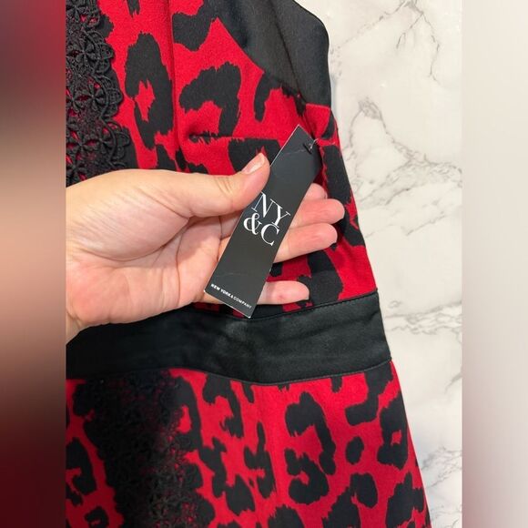 NEW NY&C Red Black Leopard Lace Trim Halter Dress Size M - Picture 4 of 12